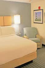 Hotel Candlewood Suites Pensacola University Area photo 5