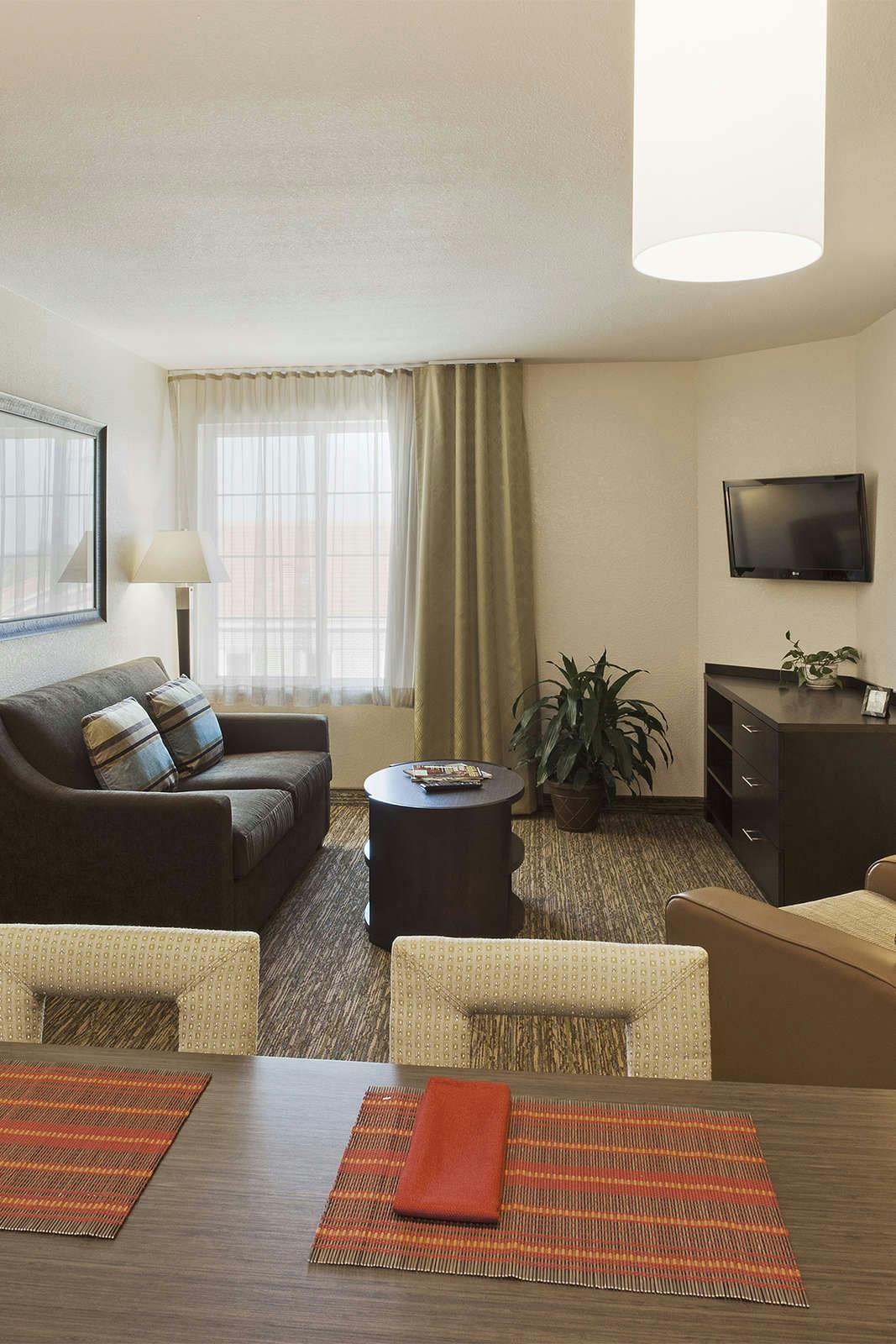 Hotel Candlewood Suites Miami Intl Airport - 36th St photo 2