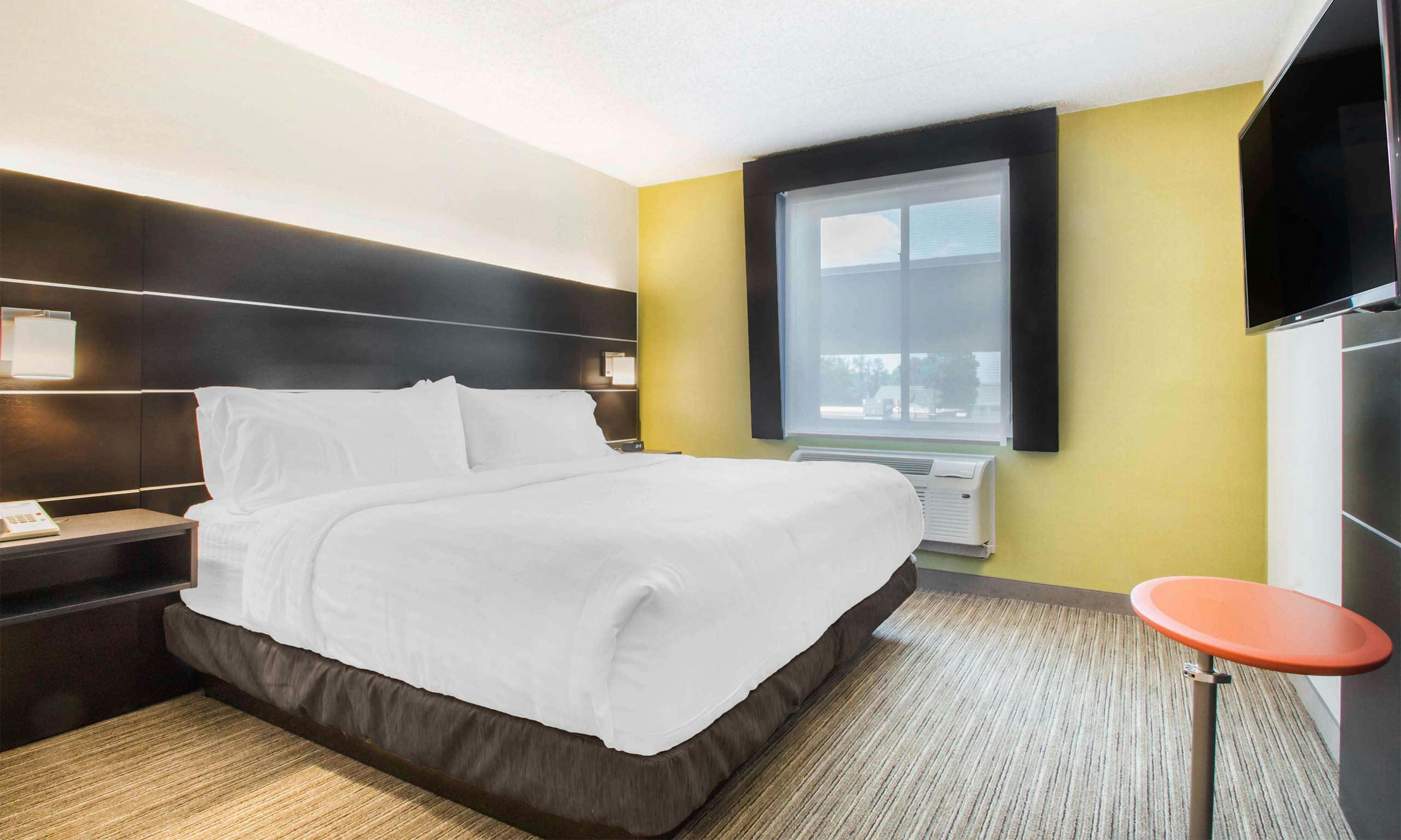 Holiday Inn Express & Suites Albany