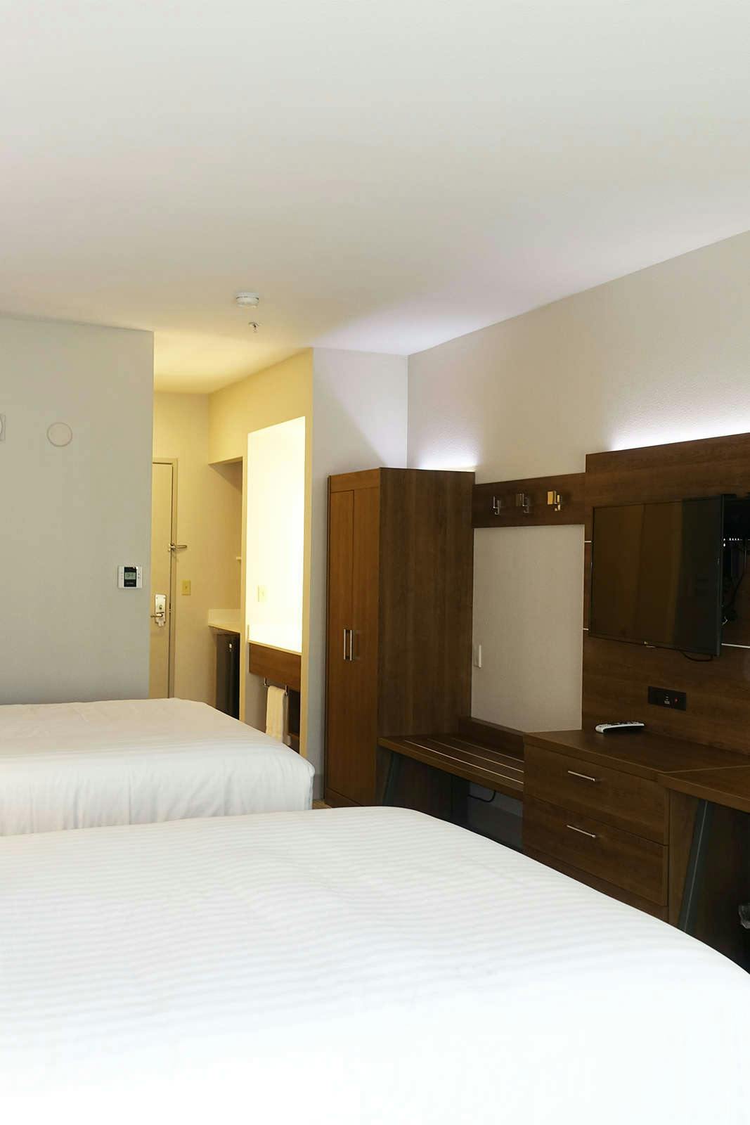 Hotel Holiday Inn Express & Suites Brentwood photo 2