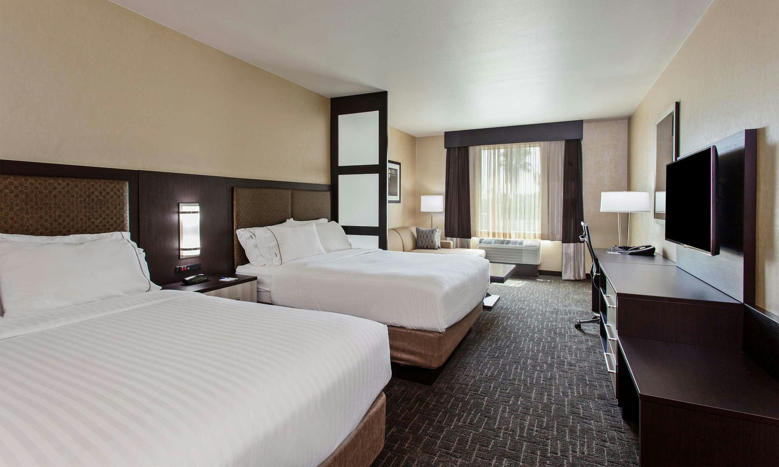 Last Minute Deals In Anaheim Disneyland Hoteltonight
