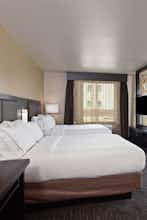 Hotel Holiday Inn Express & Suites Anaheim Resort Area photo 4