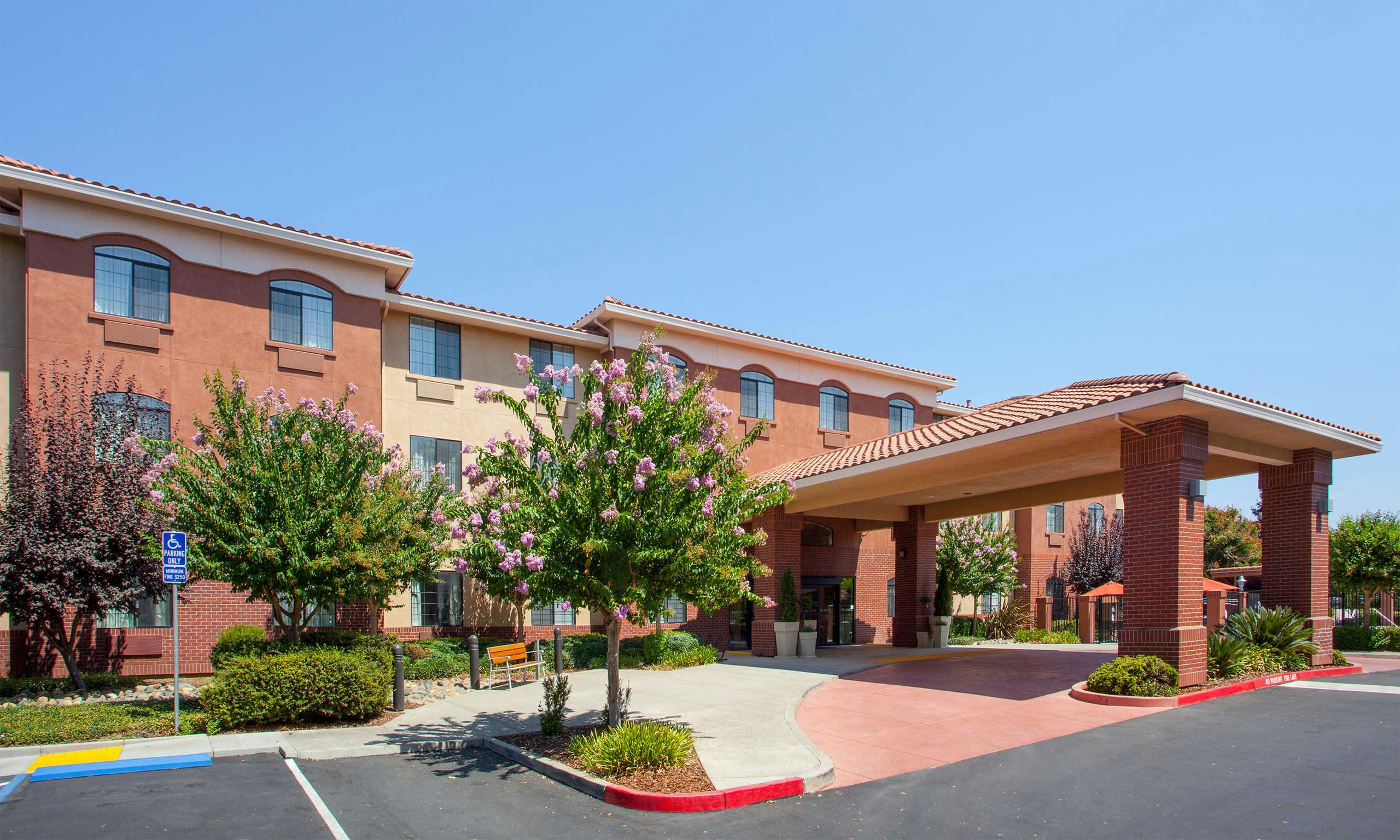 Holiday Inn Express & Suites Davis University Area