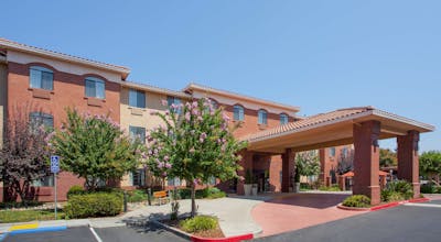 Holiday Inn Express & Suites Davis University Area