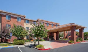 Holiday Inn Express & Suites Davis University Area