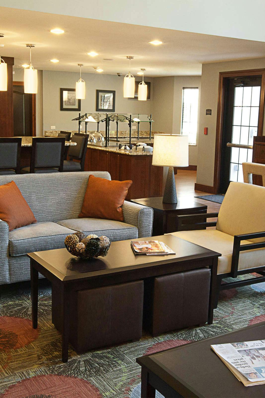 Hotel Staybridge Suites Miami International Airport photo 4