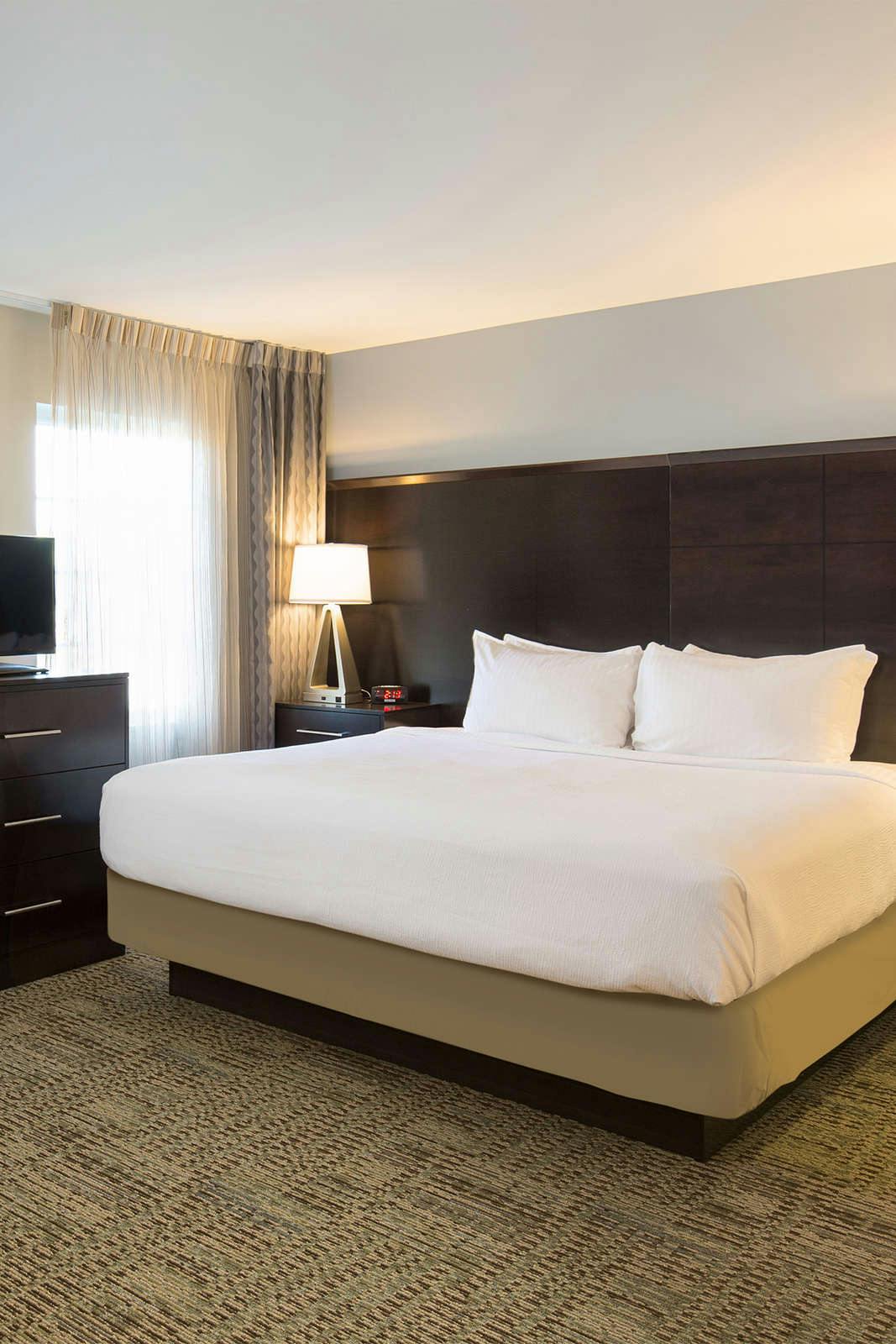 Hotel Staybridge Suites Corona South photo 2