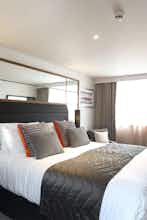 Hotel Crowne Plaza Gerrards Cross photo 1