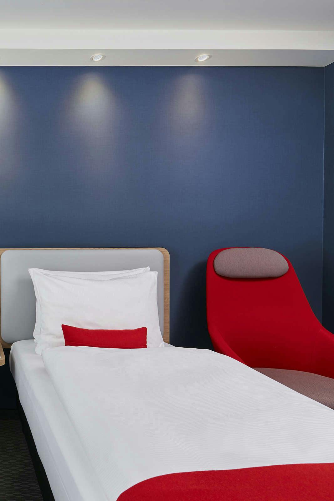 Hotel Holiday Inn Express Berlin Alexanderplatz photo 3