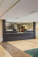 Hotel Holiday Inn & Suites Calgary Airport North photo 5