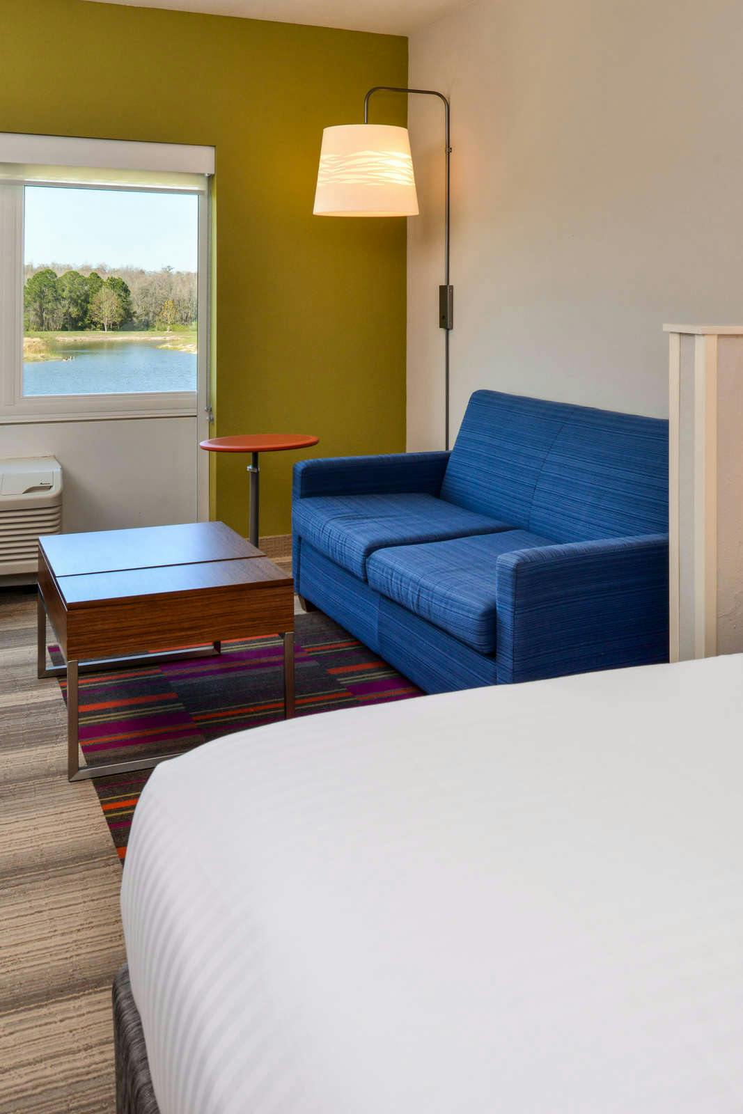 Hotel Holiday Inn Express & Suites Trinity photo 5