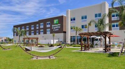 Holiday Inn Express & Suites Trinity