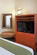 Hotel Holiday Inn Express Windsor Sonoma Wine Country photo 4