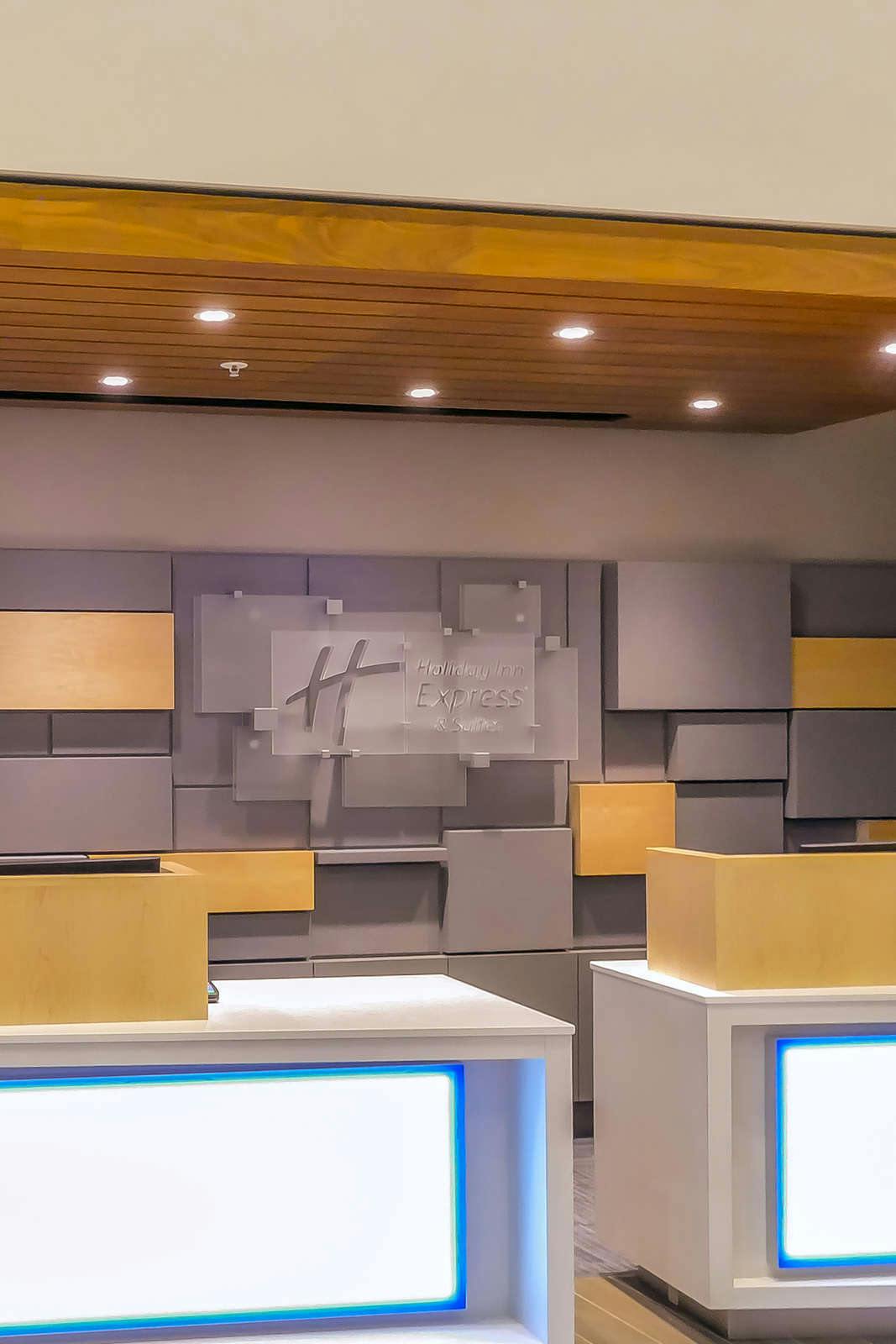 Hotel Holiday Inn Express & Suites Miami Airport East photo 5