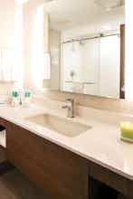 Hotel Holiday Inn Express & Suites Miami Airport East photo 4