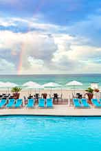 Hotel Holiday Inn Express & Suites Panama City Beach Beachfront photo 1