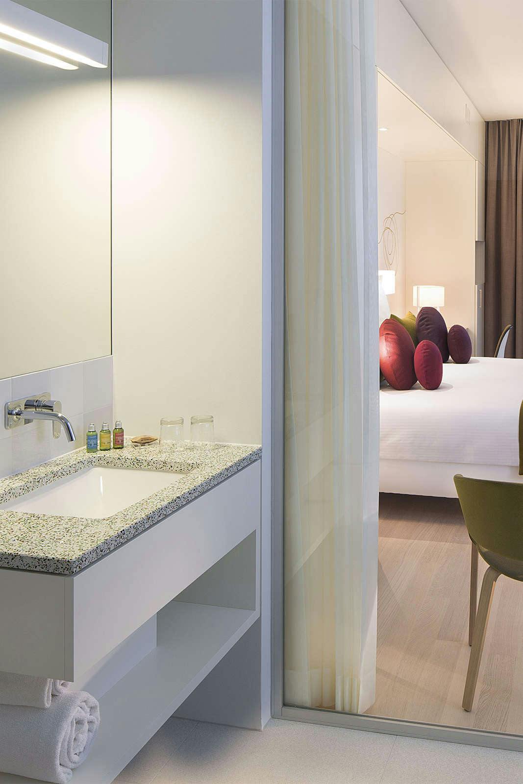 Hotel The Passage photo 3