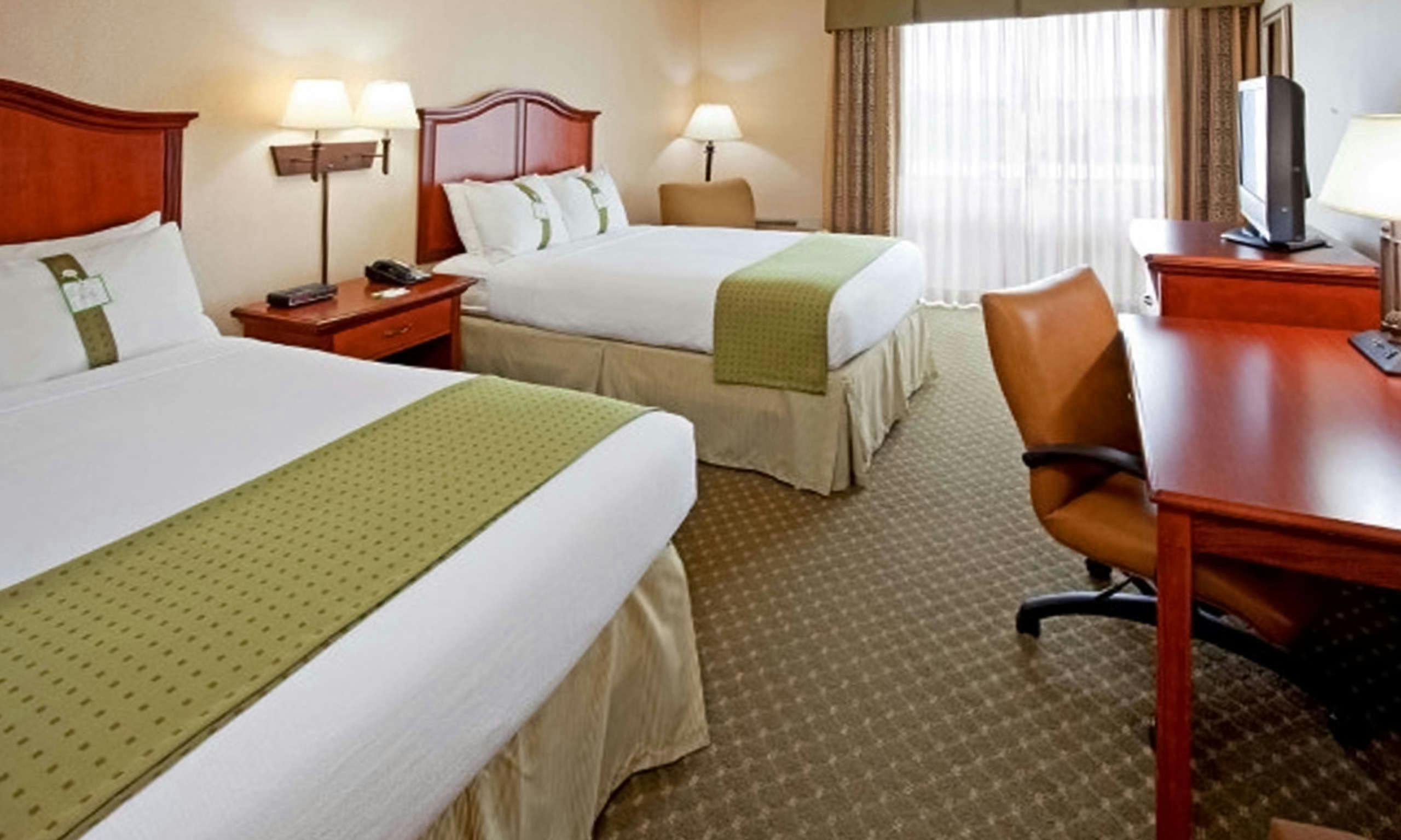 Hotel Holiday Inn Windsor Wine Country photo 3