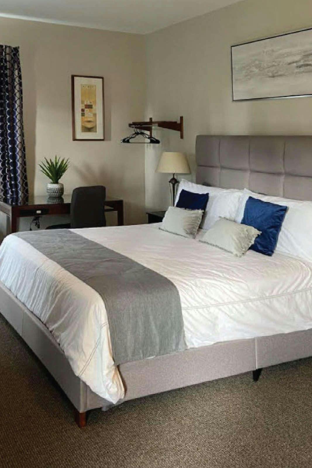 Hotel Brinton Hotel & Suites photo 3