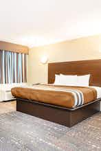 Hotel Americas Best Value Inn Houston at I-45 & Loop 610 photo 2