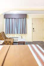 Hotel Americas Best Value Inn Houston at I-45 & Loop 610 photo 5