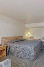 Hotel Canadas Best Value Desert Inn & Suites Cache Creek photo 2