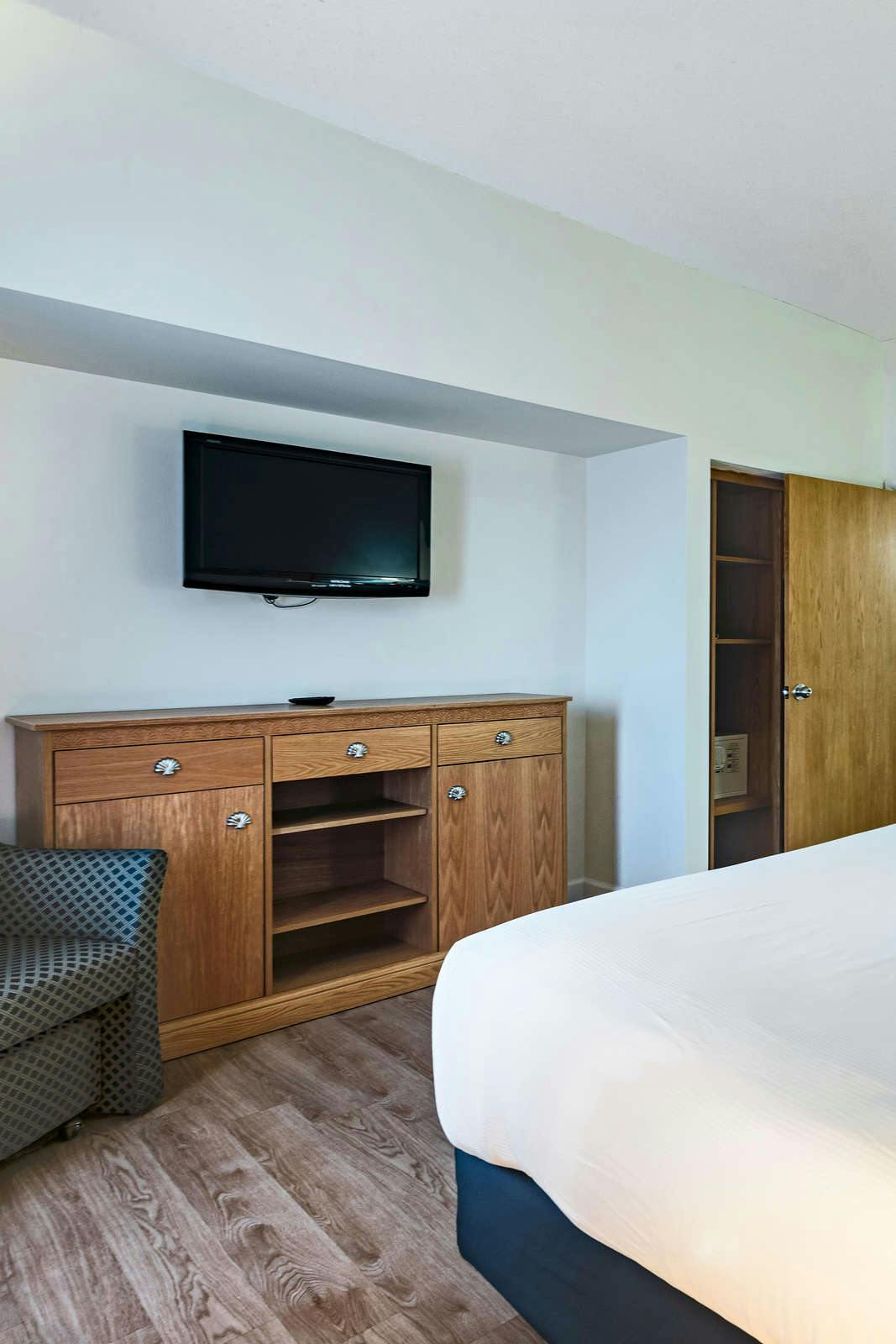 Hotel Atrium Resort, Virginia Beach photo 3