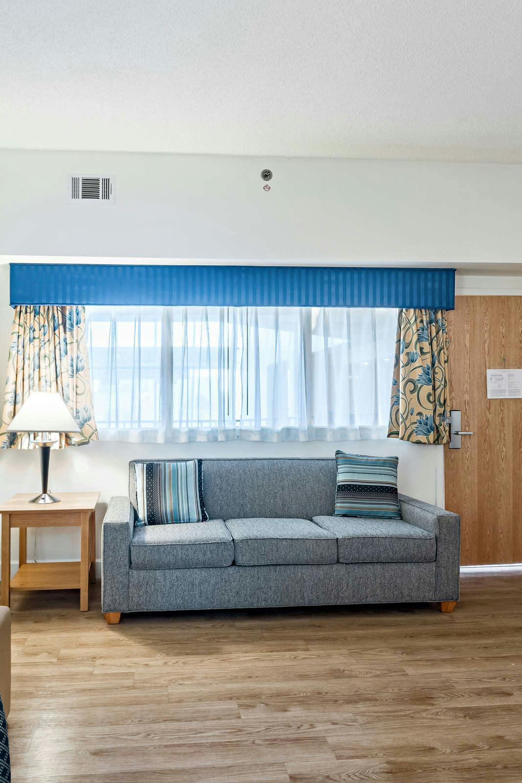 Hotel Atrium Resort, Virginia Beach photo 4