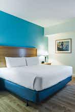 Hotel Atrium Resort, Virginia Beach photo 2