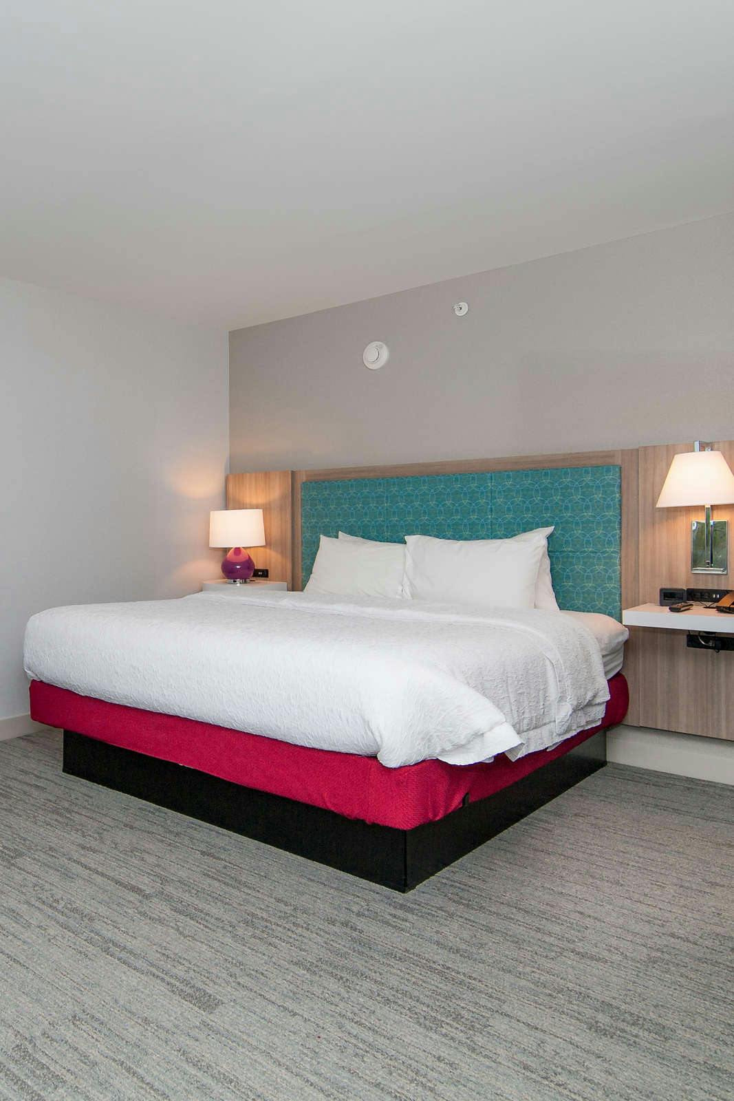 Hotel Hampton Inn by Hilton Norwich photo 1