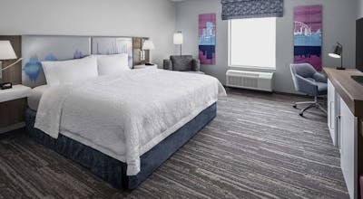 Hampton Inn & Suites Bridgeview Chicago
