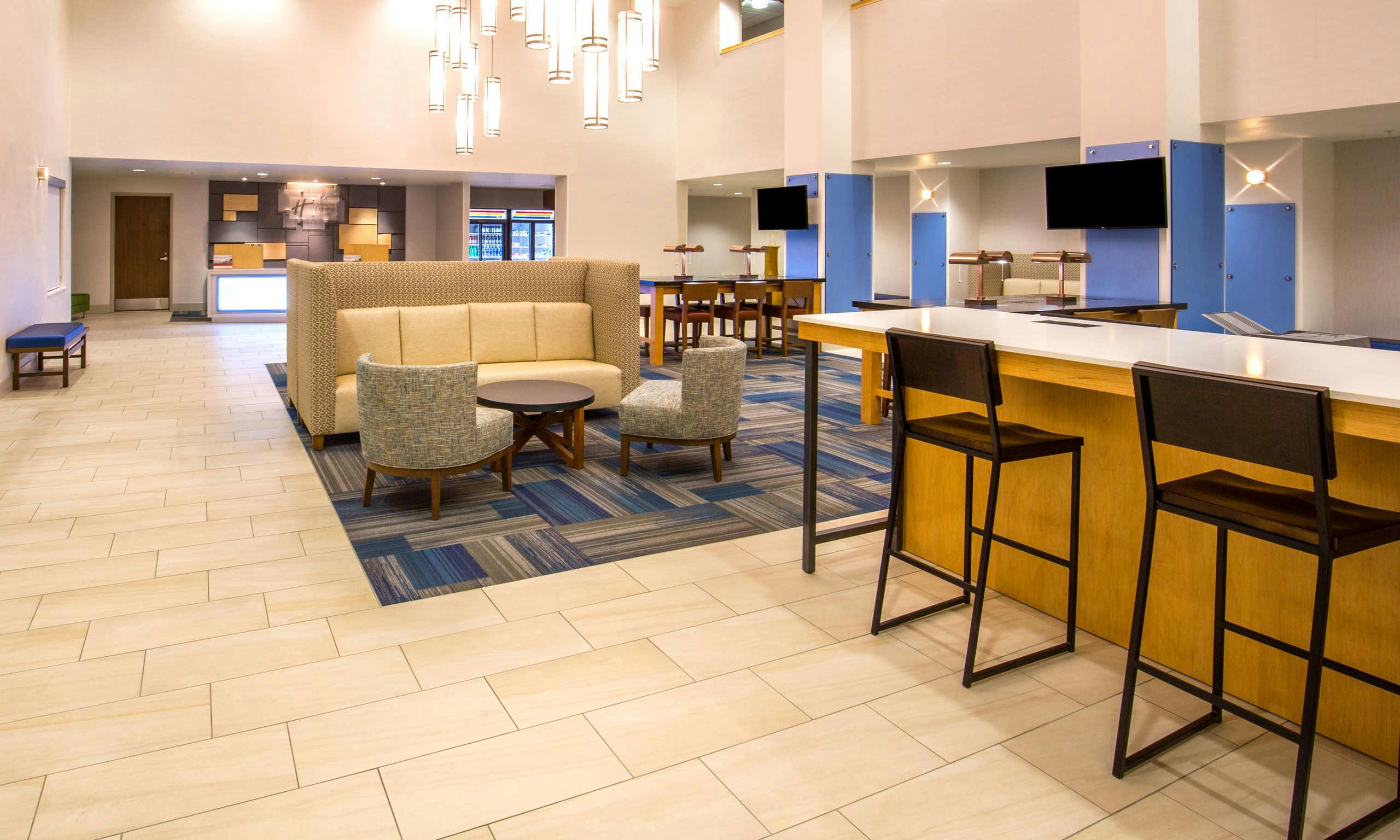 Holiday Inn Express & Suites Pahrump