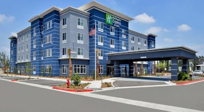 Holiday Inn Express & Suites Loma Linda San Bernardino S