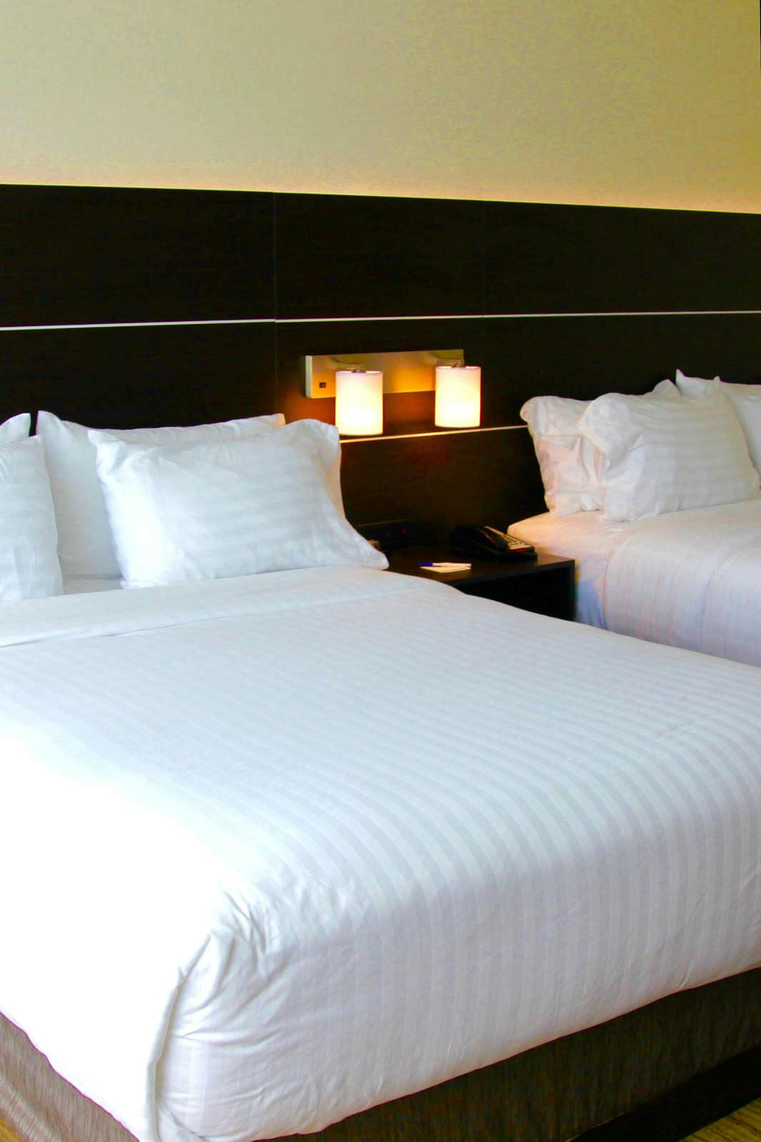 Hotel Holiday Inn Express & Suites Oswego photo 3