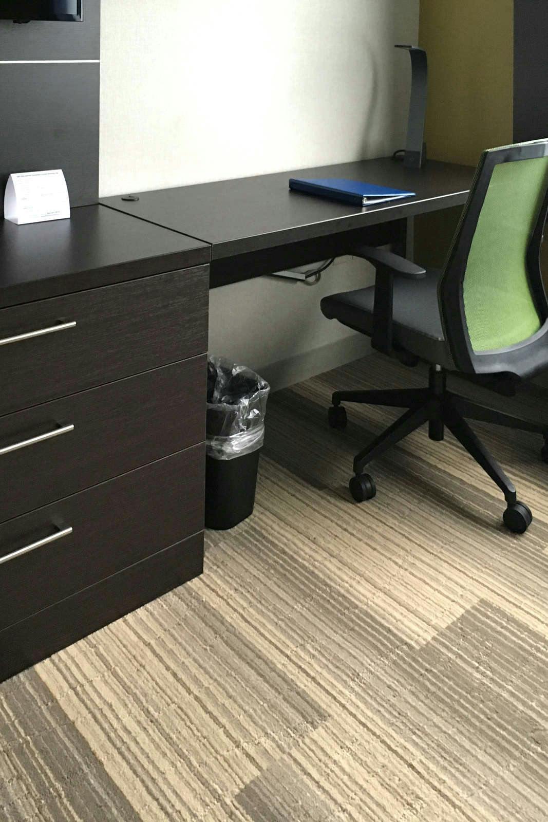 Hotel Holiday Inn Express & Suites Oswego photo 5