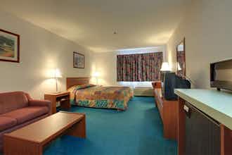 Hotel Americas Best Value Inn & Suites Forest Grove Hillsboro photo 1