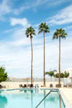 Hotel Holiday Inn Victorville photo 2