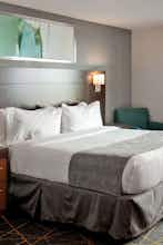 Hotel Holiday Inn Victorville photo 3