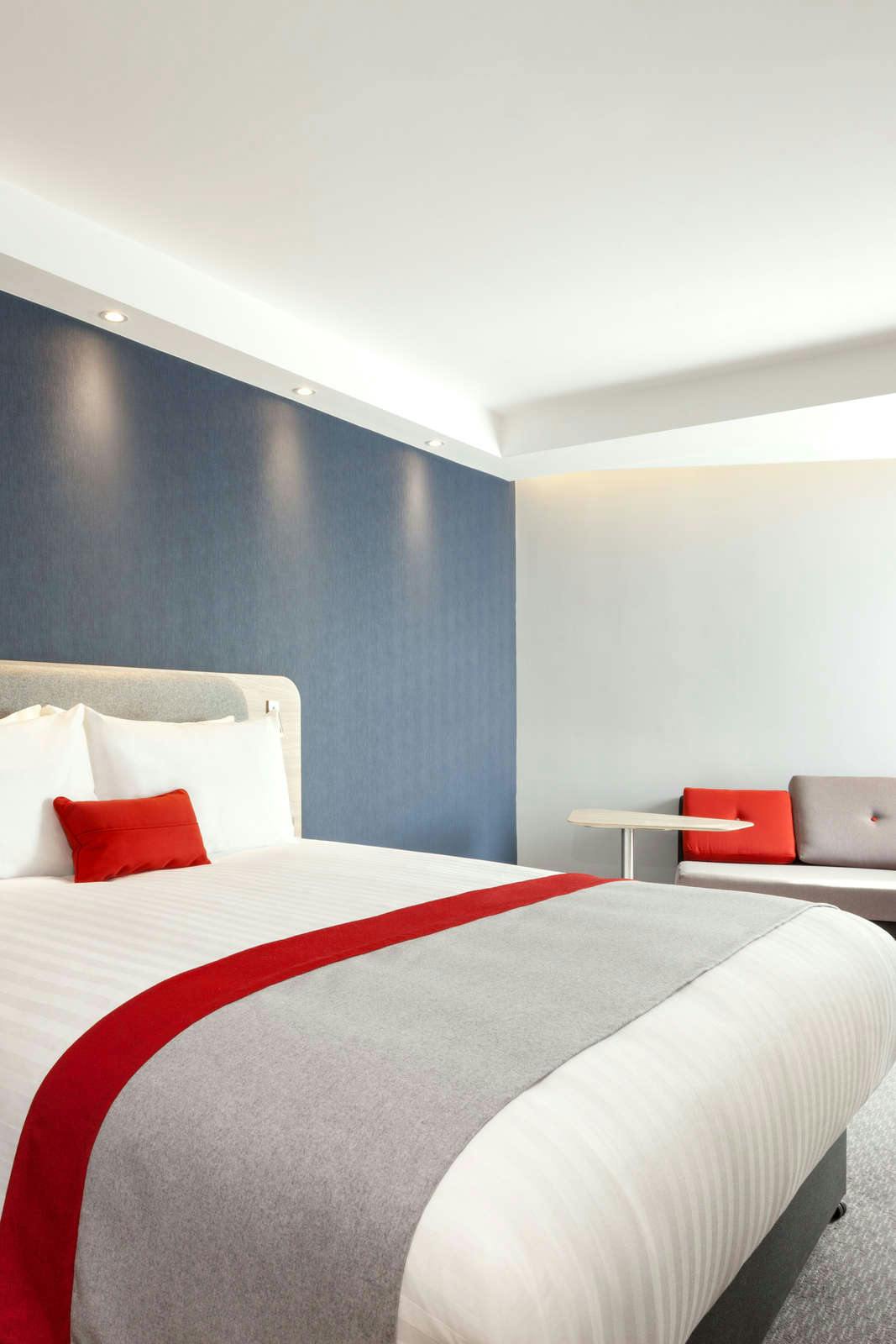 Hotel Holiday Inn Express St. Albans - M25, Jct. 22 photo 3