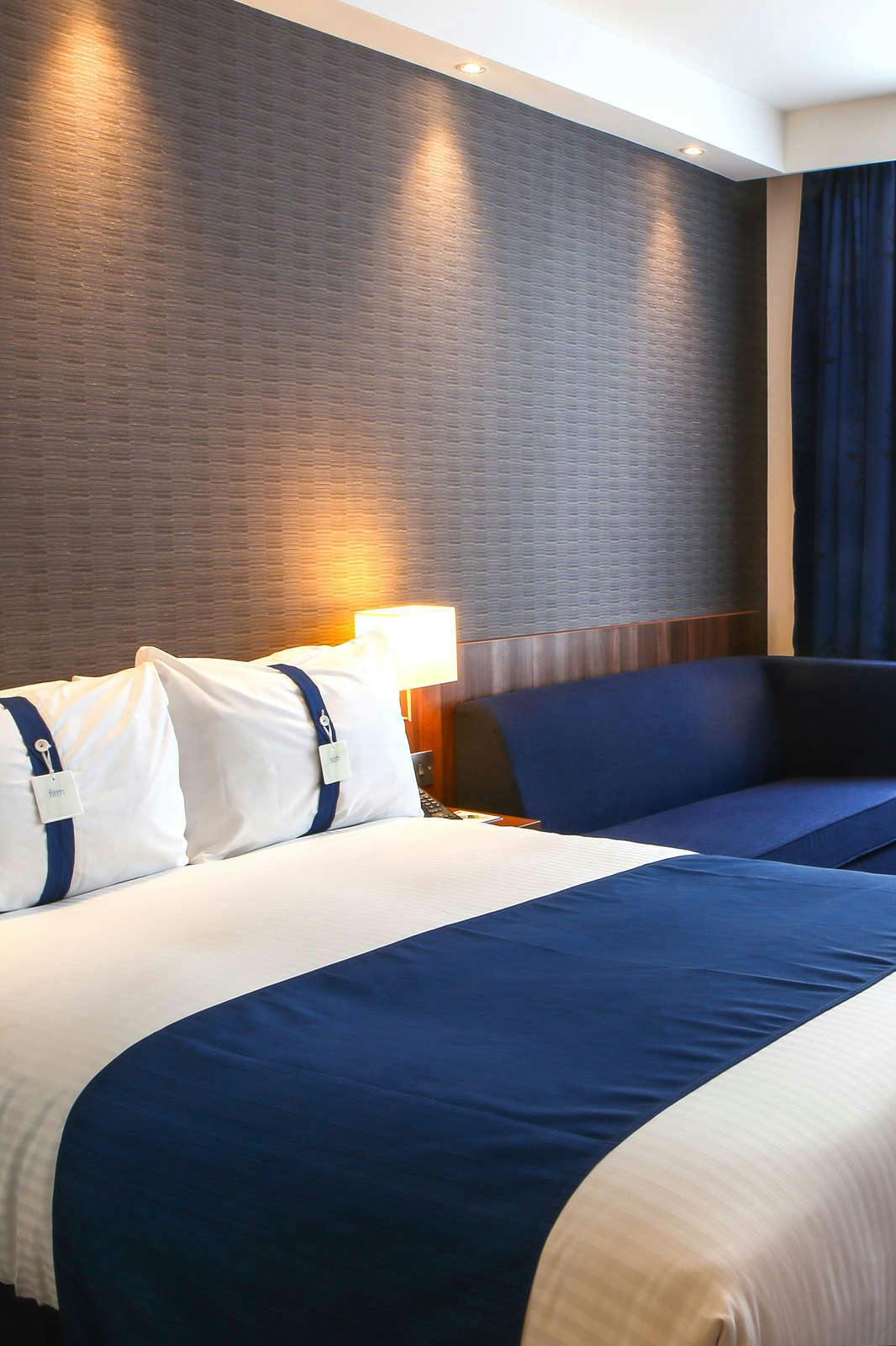 Hotel Holiday Inn Express Middlesbrough - Centre Square photo 2