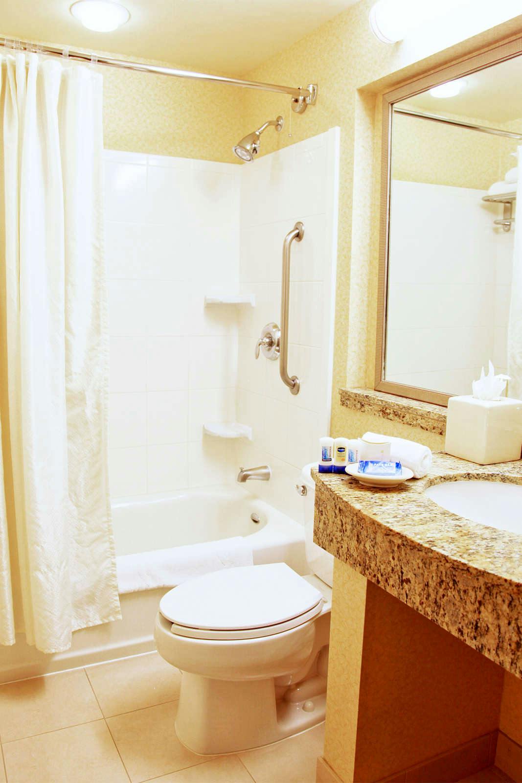 Hotel Fairfield Inn by Marriott Sacramento Cal Expo photo 3