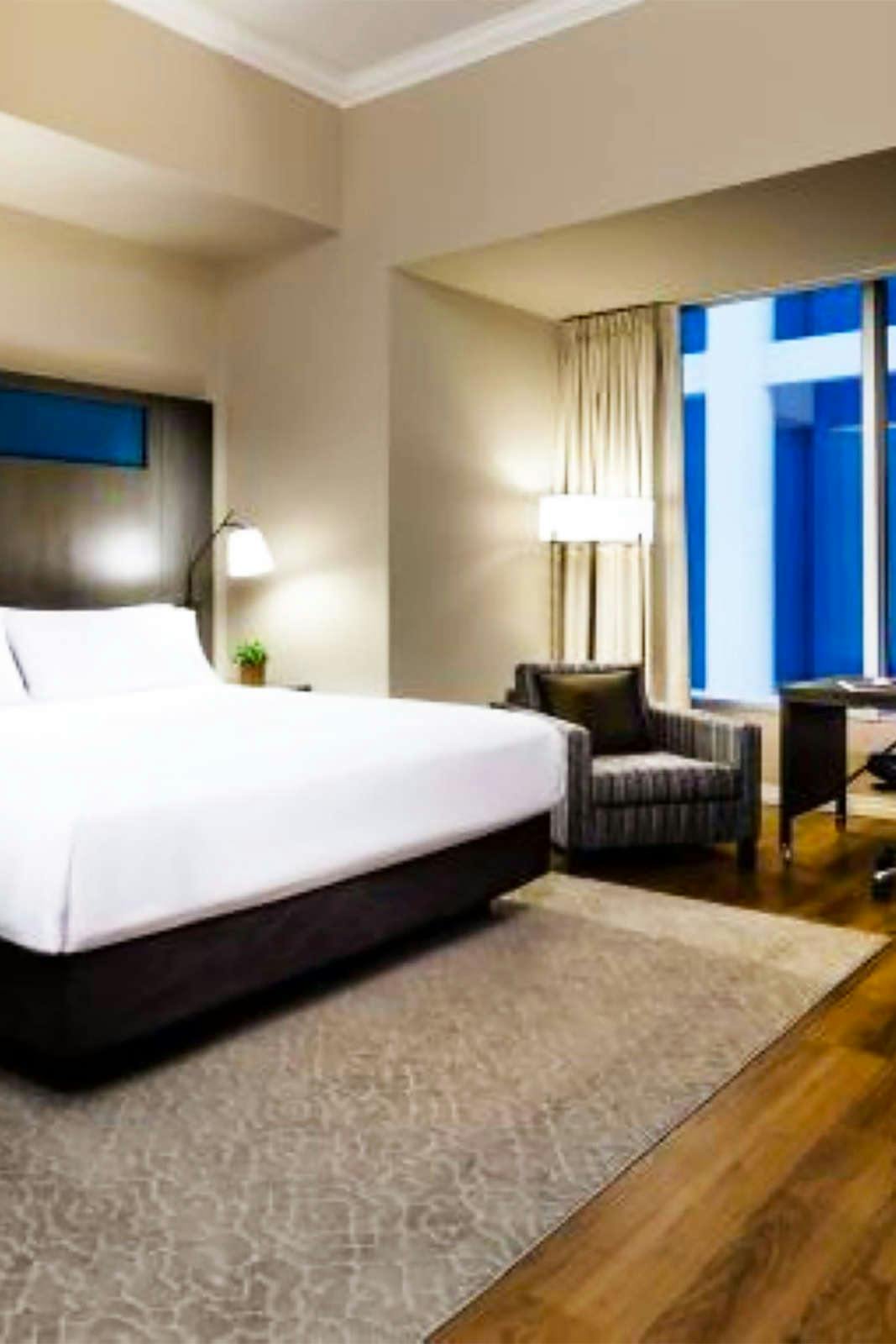 Hotel One King West Hotel & Residence photo 1