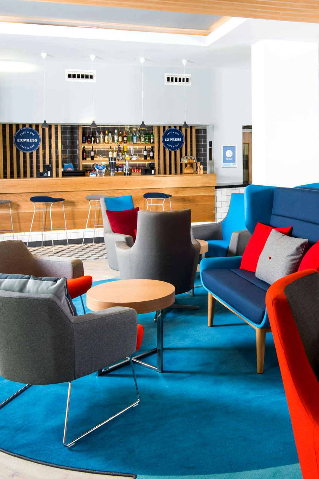 Hotel Holiday Inn Express Portsmouth - North photo 1