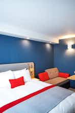 Hotel Holiday Inn Express Stockport photo 4
