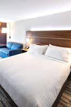 Hotel Holiday Inn Express Red Deer North photo 4