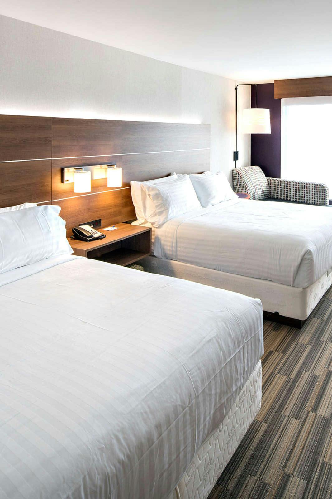 Hotel Holiday Inn Express Red Deer North photo 5