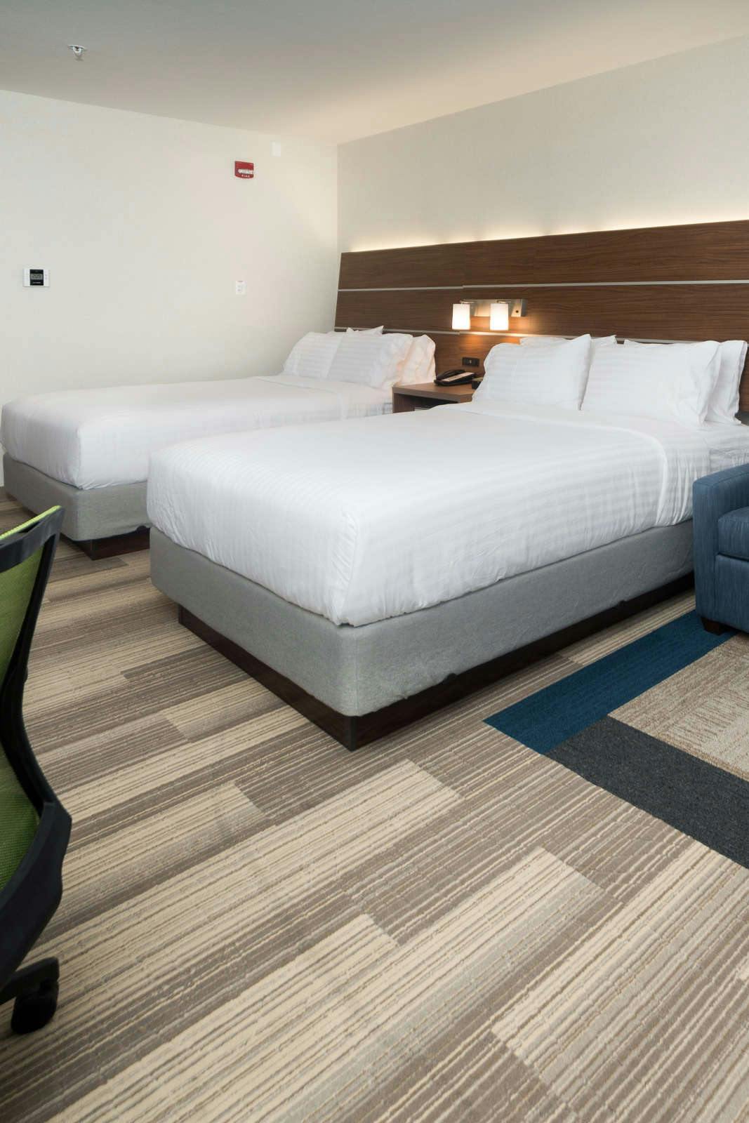 Hotel Holiday Inn Express & Suites West Edmonton - Mall Area photo 4