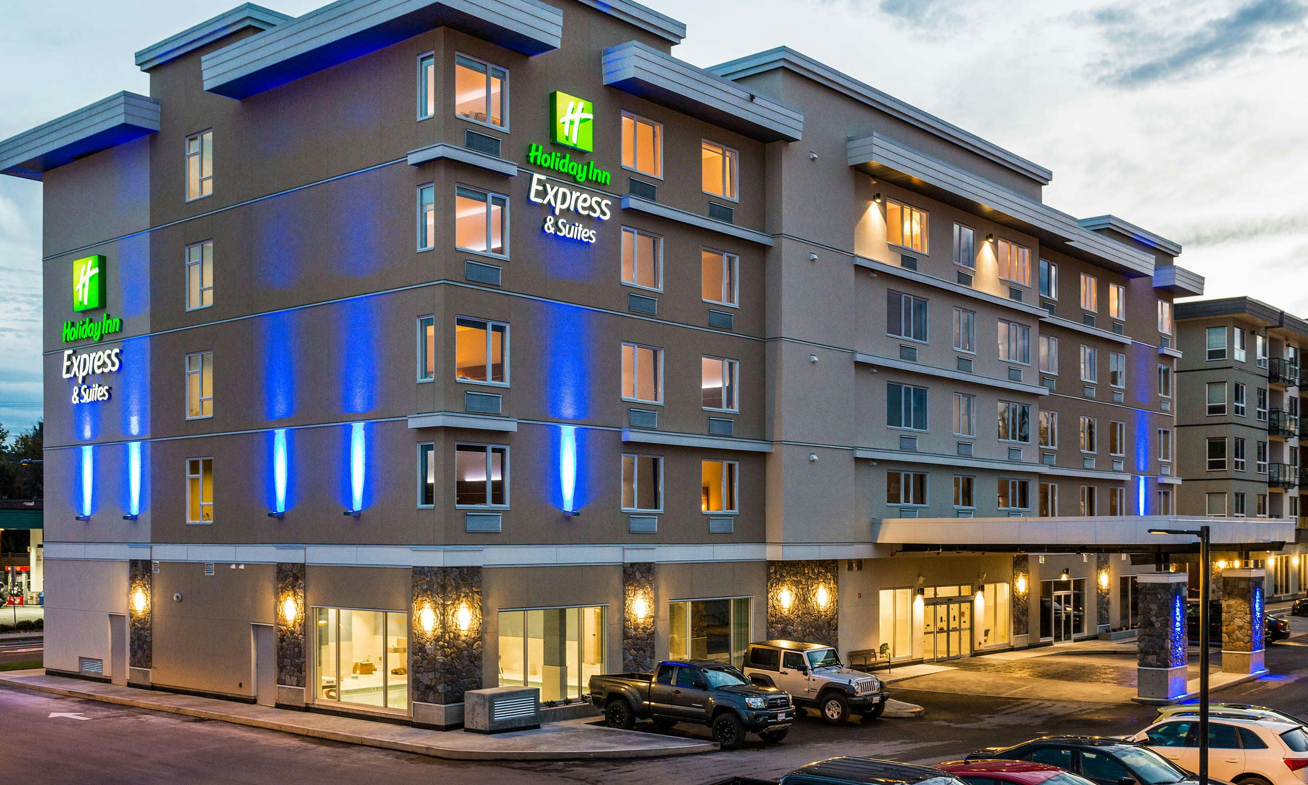 Holiday Inn Express & Suites Victoria Colwood