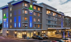 Holiday Inn Express & Suites Victoria Colwood