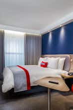 Hotel Holiday Inn Express Wigan photo 2
